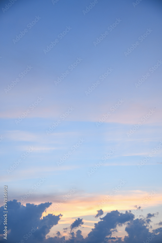 Fototapeta premium Beautiful cloudy sky with sun rays. Cloudy abstract background. Sunset light.