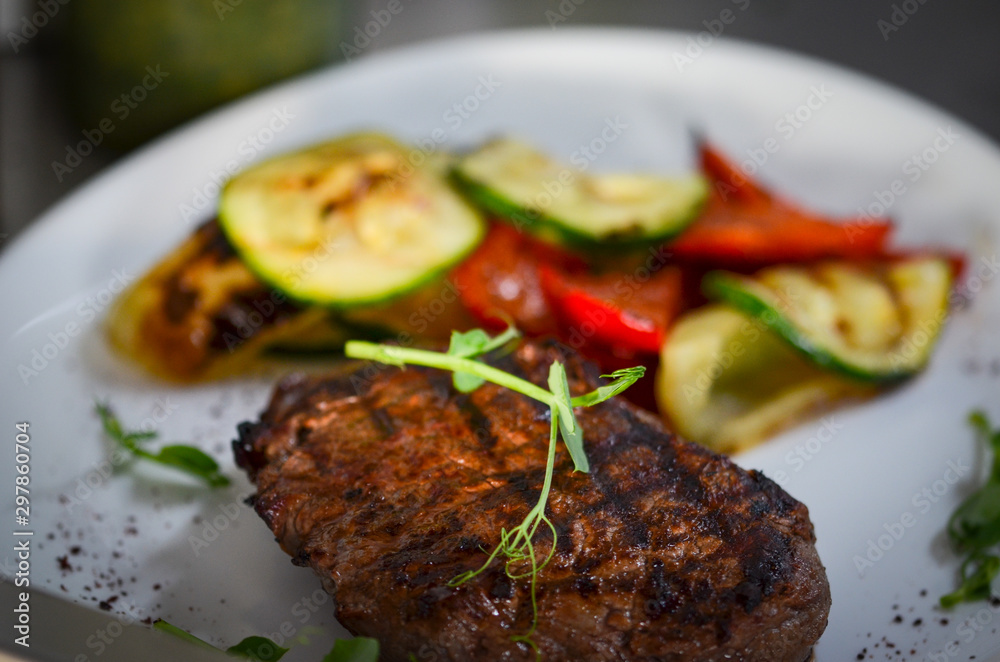 grilled meat & vegetables with fresh ingredients