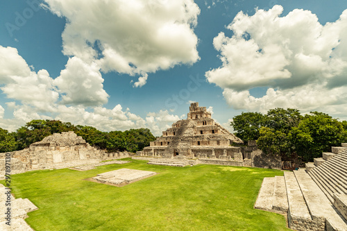 palenque mayas ruins word heritage