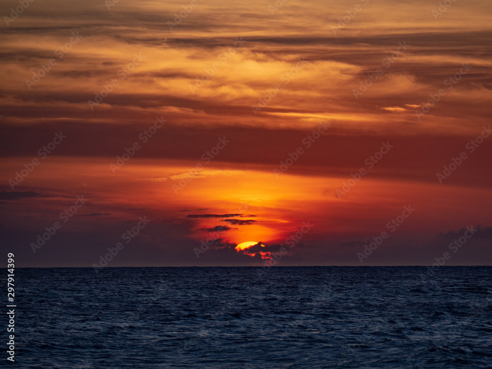 Naklejka premium Coucher de soleil