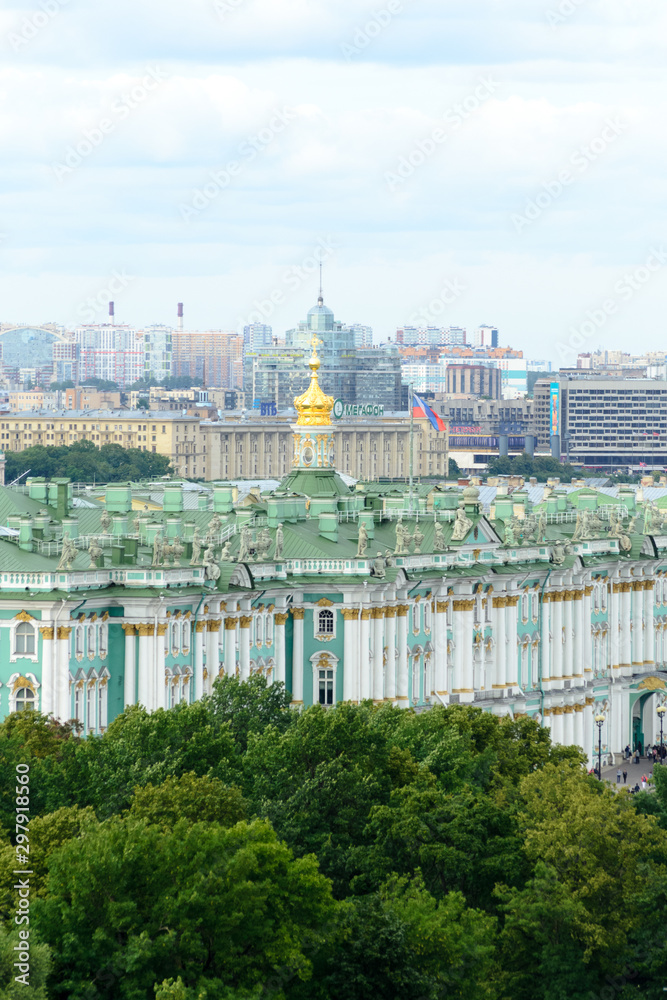 Obraz premium Saint Petersburg, Russia, August 2019. Panoramic aerial view of the city from the dome of Saint Isaac Cathedral. In this image is visible the Ermitage Museum