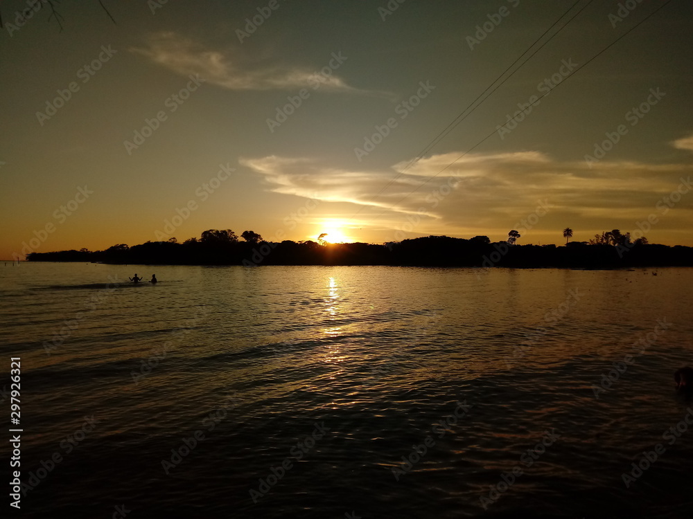 Naklejka premium sunset at the sea