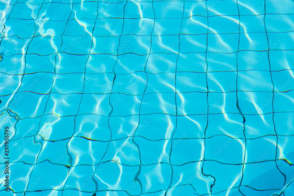 Obraz premium Water surface in blue swimming pool