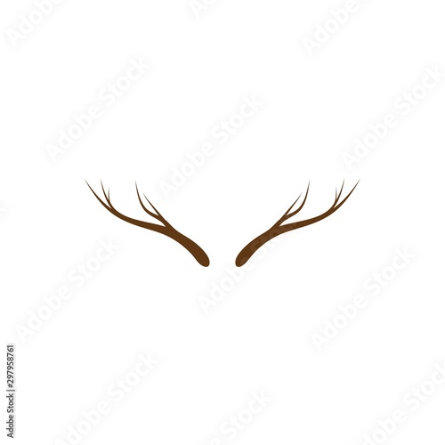 Antler Deer ilustration © siti
