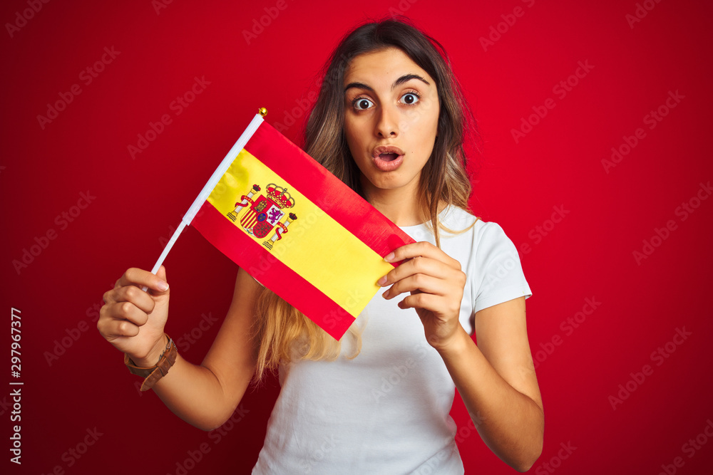 Young Beautiful Scared Spanish Woman in Shock and Surprise Face