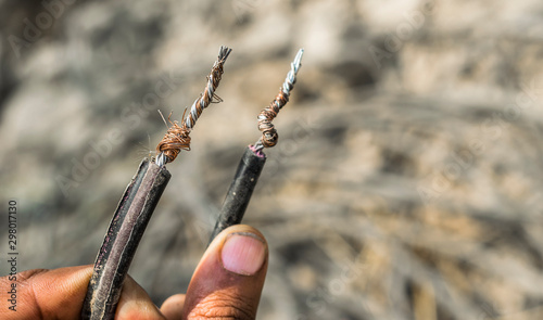 Electric Shocking wires 