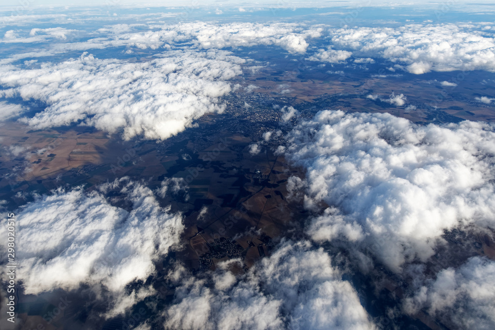 Fototapeta premium Spectacular view of clouds seen at 10000 feet