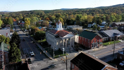 Wallpaper Mural Static view and push in and pitch down view of the Romney courthouse in Hampshire County, West Virginia in autumn. Torontodigital.ca