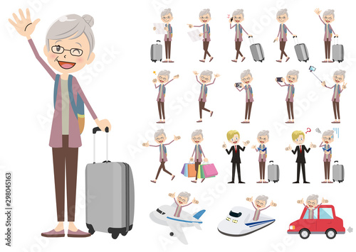 Set of women traveling