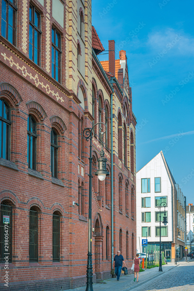 Obraz premium POZNAN, POLAND - September 2, 2019: Street view of Old Town, Poznan, Poland
