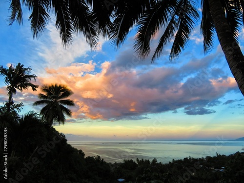 exploring tropical island of tahiti