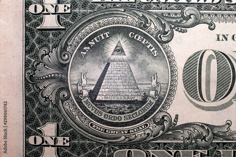 pyramid with an eye on a one-dollar bill, background, macro