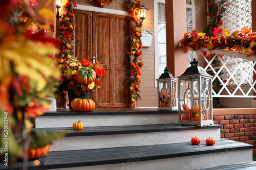 Fotografie House entrance decorated for traditional autumn holidays