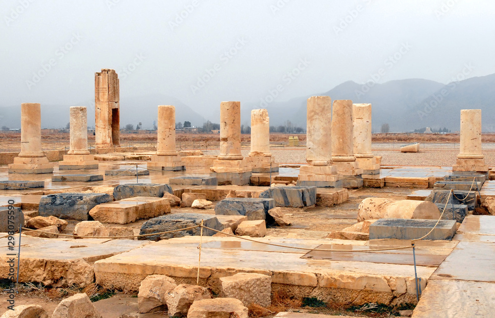 Obraz premium Iranian attractions. Ruins of Cyrus's Palace (6th century BC). Pasargadae, Iran.