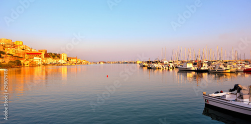 Tableau sur toile view of the harbor in Sciacca Sicily Italy