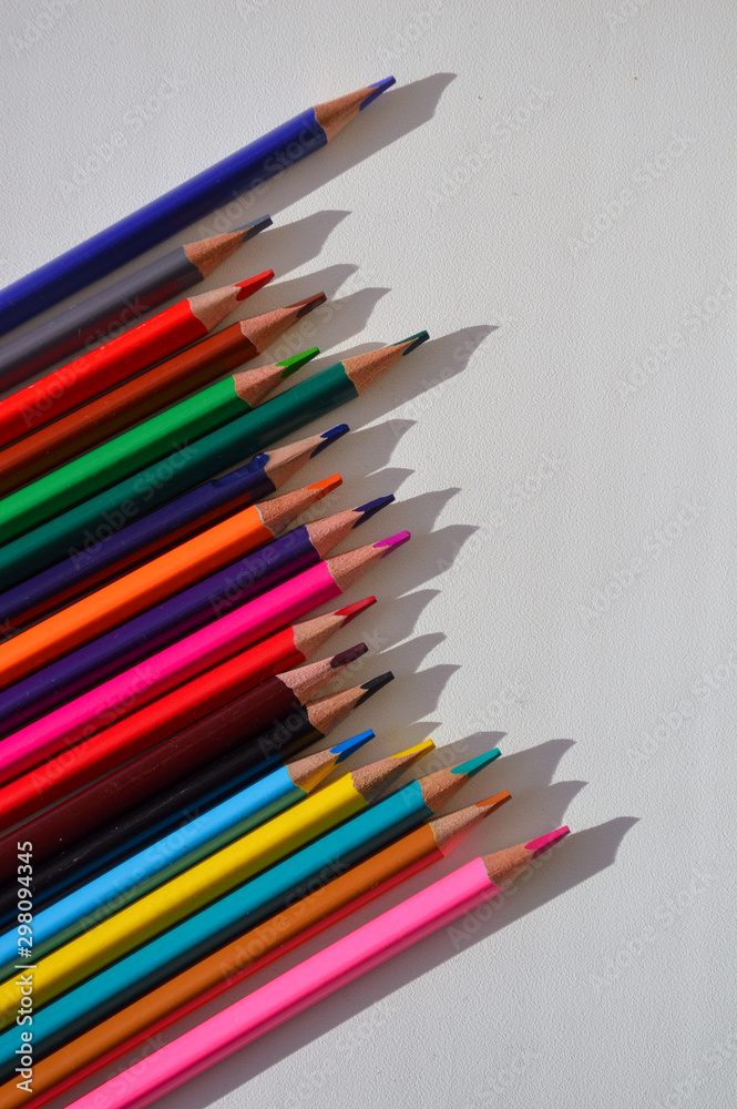 Obraz premium color pencils isolated on white background