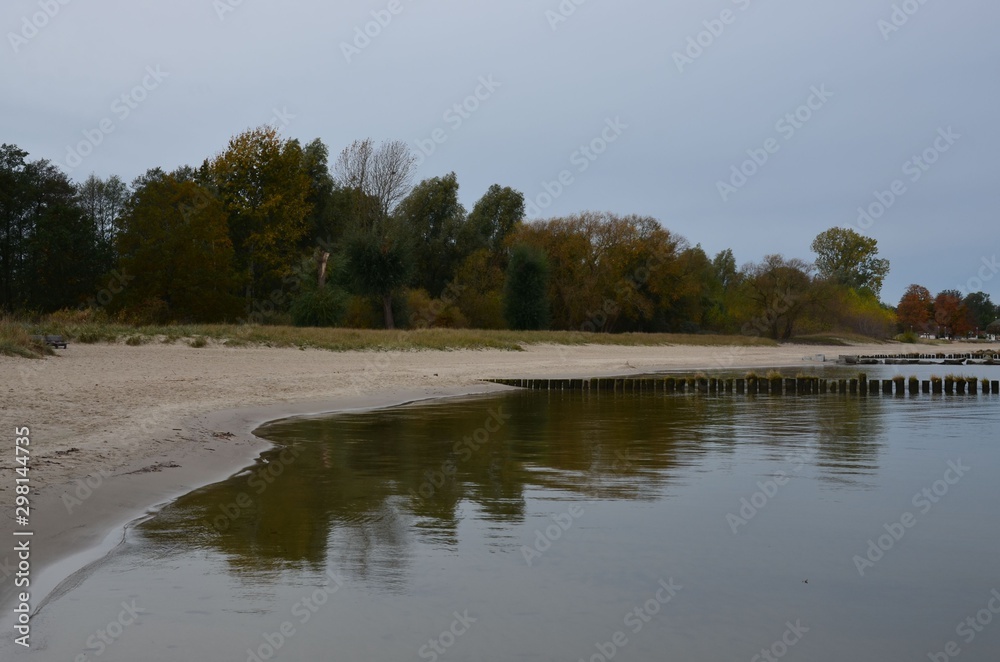 Herbstlandschaft am Meer in Ueckermünde Herbstlandschaft am Meer in Ueckermünde