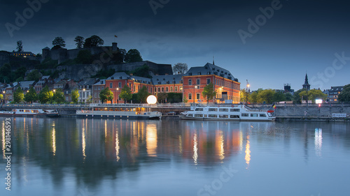 Namur et sa citadelle à l'heure bleue photo