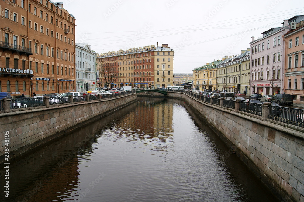 Naklejka premium Griboyedov Canal close to Sennaya Square, St. Petersburg, Russia