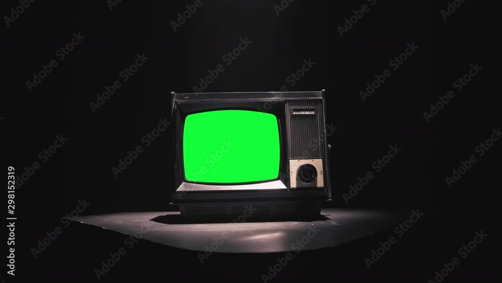 Vintage Tv Television Green Screen. 4k (UHD)