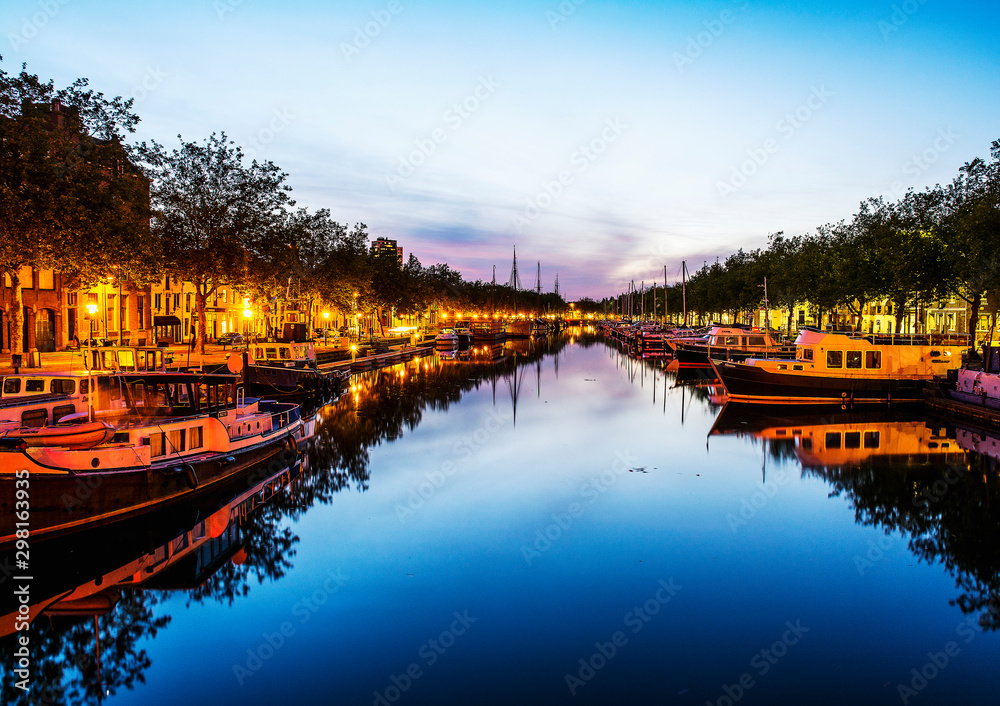 Vlaardingen, city in The Netherlands