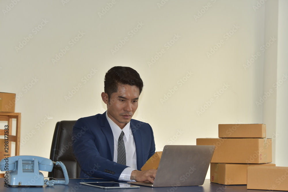 Young business men sell products online New Generation Startup Company, Business Concept Young business men sell products online New Generation Startup Company, Business Concept