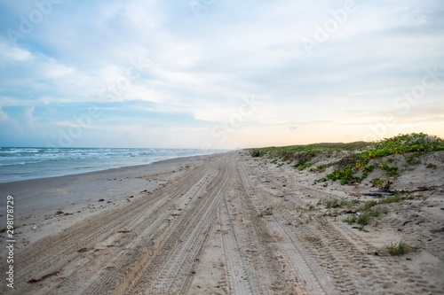 Canvastavla Sunrise and sunset along the dunes of Mustang Island on the Texas Coast