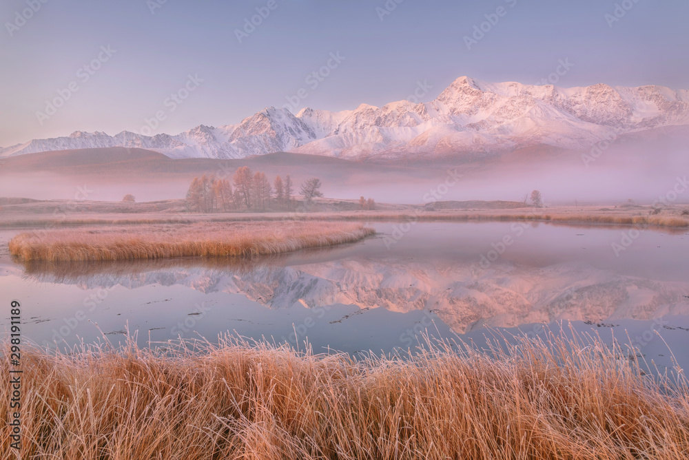 mountains lake autumn reflection fog dawn