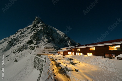 山小屋夜景