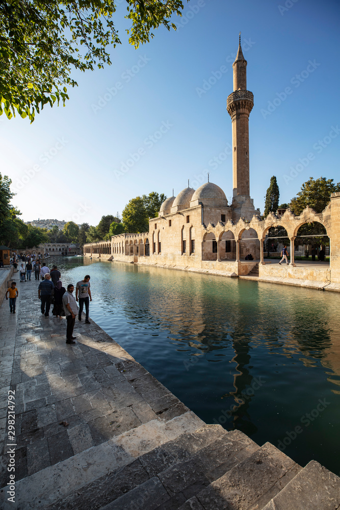 Obraz premium Balikligol, Sanliurfa / Turkey. Balikligol Mosque ( Fish Lake )
