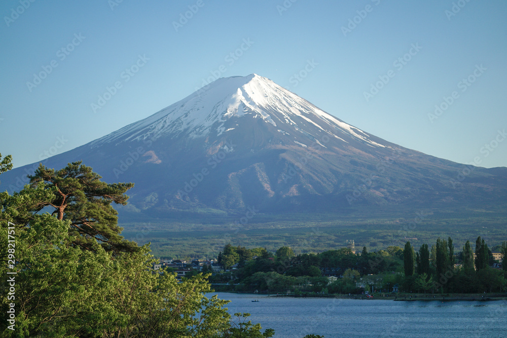 mount Fuij view from the lake in a day