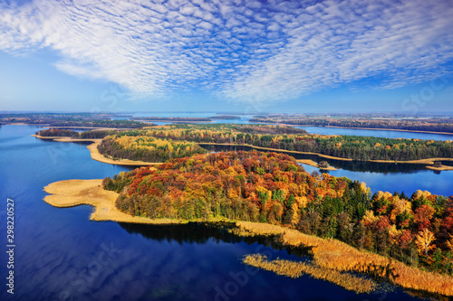 jesień na Mazurach w krainie tysiąca jezior