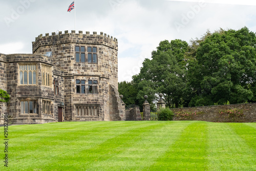 Foto Grand view of a stately home seen in its architectural glory