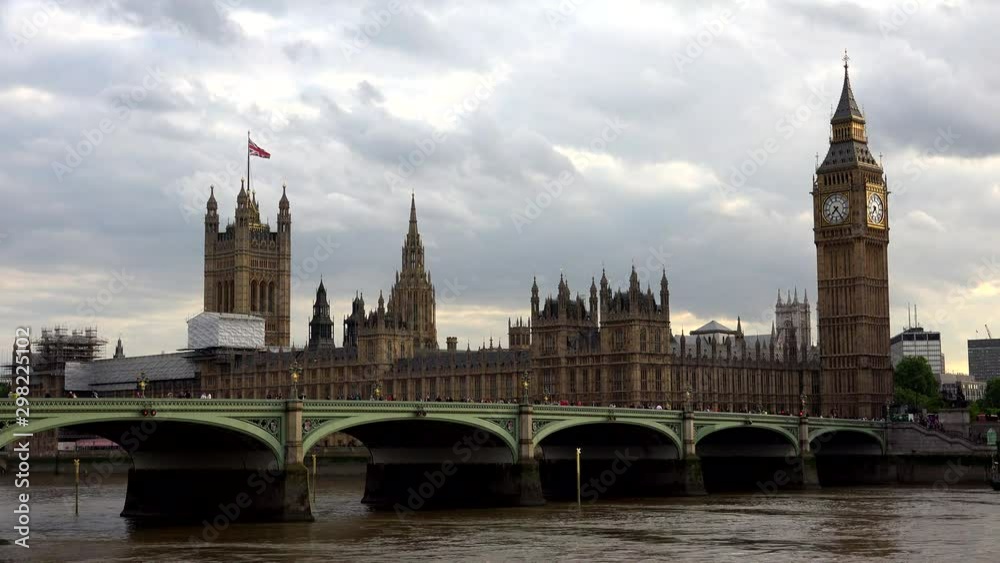 Big Ben London, Traffic on Westminster Bridge, Red Double Decker Buses