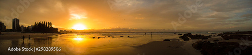 Panoramic sunset © klaussegon