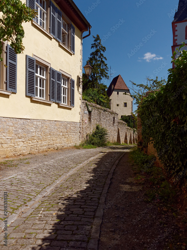 Weinort Sulzfeld am Main, Landkreis Kitzingen, Unterfranken, Franken, Bayern, Deutschland. Weinort Sulzfeld am Main, Landkreis Kitzingen, Unterfranken, Franken, Bayern, Deutschland.