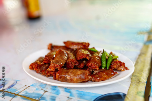 beef with vegetables and tomato sauce