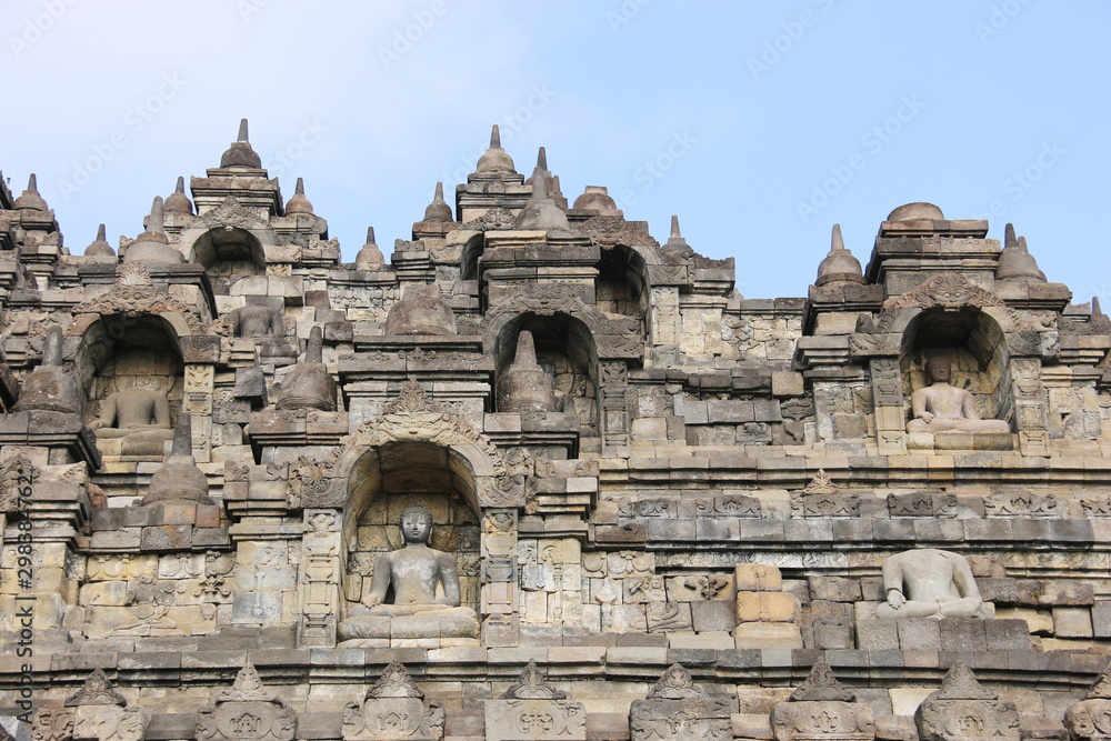 ジャワ島 ジョグジャカルタ ボロブドゥール寺院遺跡 方形壇回廊 ジャワ島 ジョグジャカルタ ボロブドゥール寺院遺跡 方形壇回廊