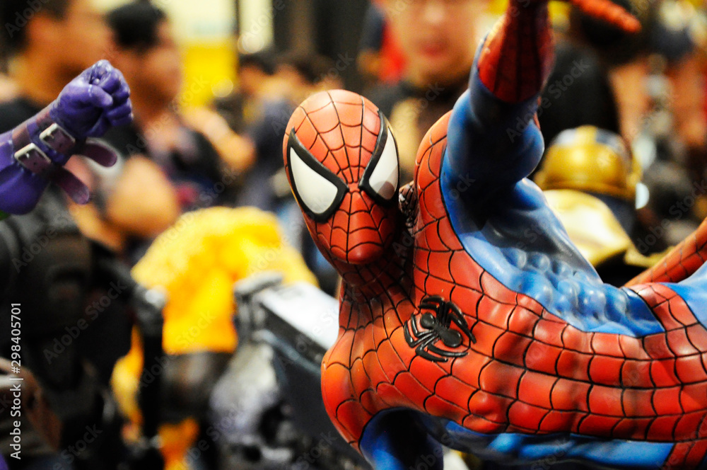 Naklejka premium KUALA LUMPUR, MALAYSIA -APRIL 7, 2018: Selected focused on Marvel Comic action figure called Spider-man. He was one of the Avengers teams. Action figures displayed by the collector. 