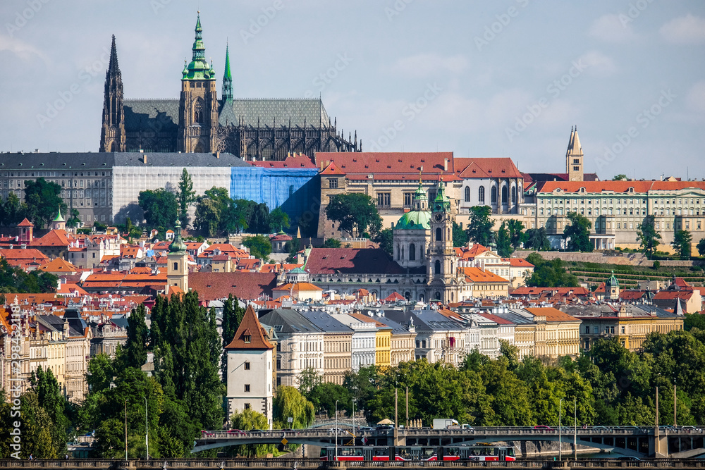 Obraz premium View of prague seen from Vysehrad