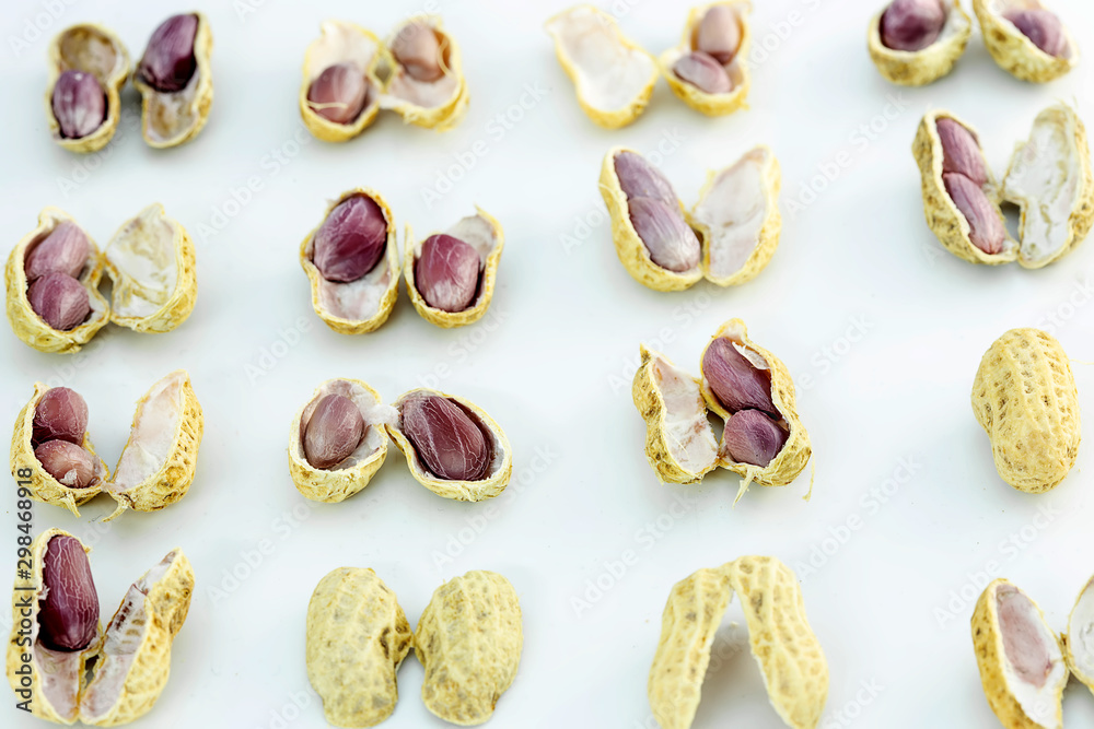 Boiled peanuts, tasty snacks from nature