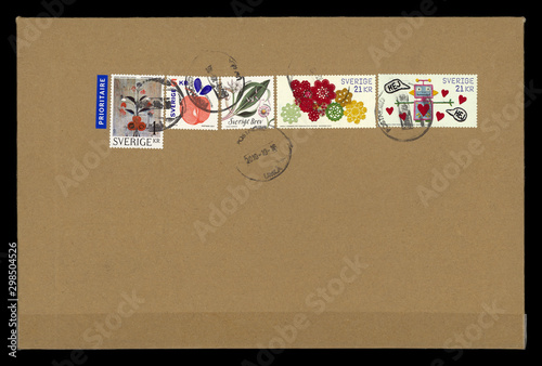 Luftpost airmail Umschlag envelope Post Schweden sweden Briefmarken stamps cute Malerei Apfel Blume Tusenköna Häckeln Crochet bunt Roboter Herz 2019 photo