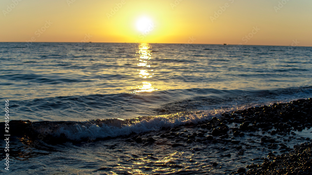 Obraz premium sunset over the sea