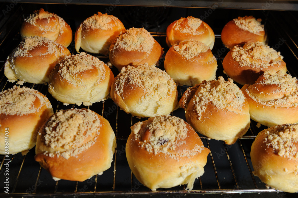 finished buns in the kitchen in the house