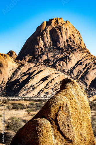 Spending time in spitzkoppe, Namibia © Pierre vincent