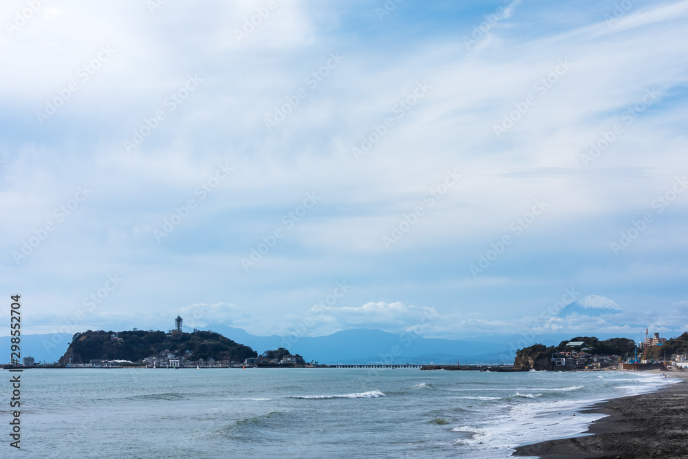 (神奈川県ー風景)七里ヶ浜から望む江の島と富士1 (神奈川県ー風景)七里ヶ浜から望む江の島と富士1