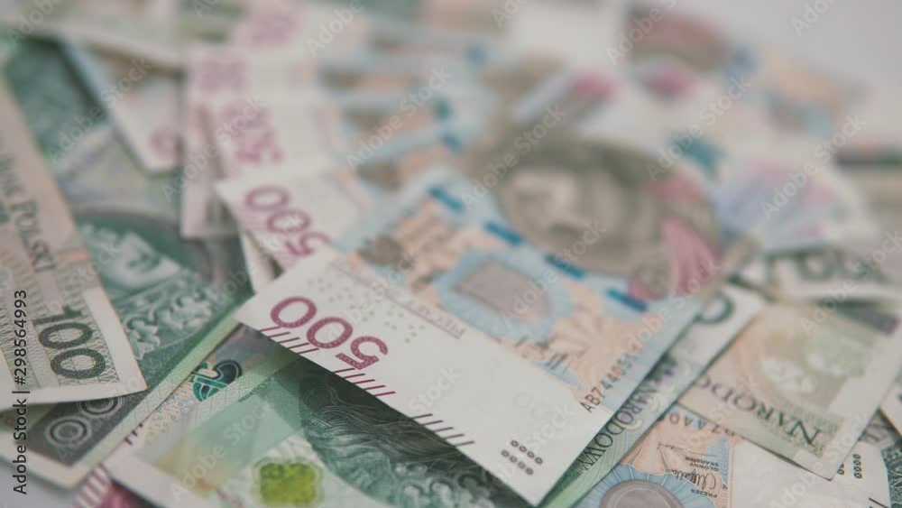 Tilt focusing on polish money, 500 PLN on foreground, polish banknote highest nominale Tilt focusing on polish money, 500 PLN on foreground, polish banknote highest nominale