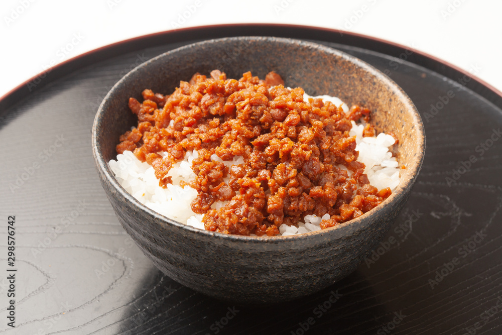 鶏そぼろご飯 鶏そぼろご飯
