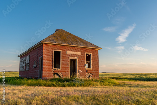The abandoned Bissell, SK one-room schoolhouse near Simmie, SK established in 1913 © Nancy Anderson