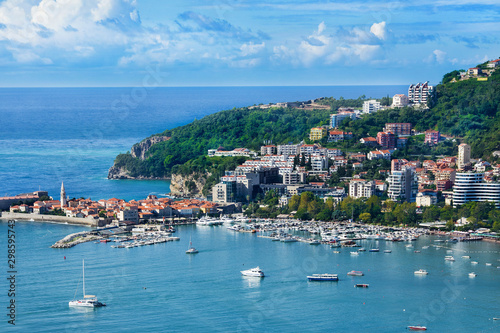 panorama miasta Budva w Czarnogórze, Bałkany photo